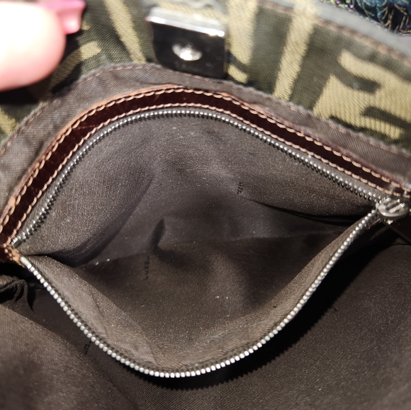 Fendi Bag - Picture 7 of 11